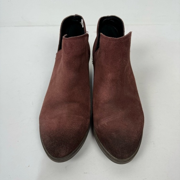 Crevo Buckle Red Distressed Look Leather Suede Ankle Boots Booties Western rodeo - Picture 2 of 8